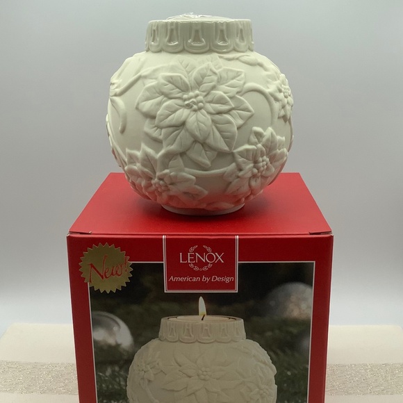 *NEW* Lenox Ornamental Glow Poinsettia Porcelain Votive Candle Holder - Picture 1 of 5